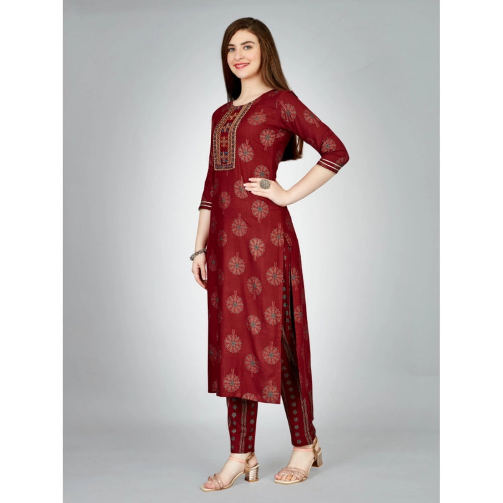 Women's Casual 3-4 th Sleeve Embroidery Rayon Kurti Pant Set (Maroon)