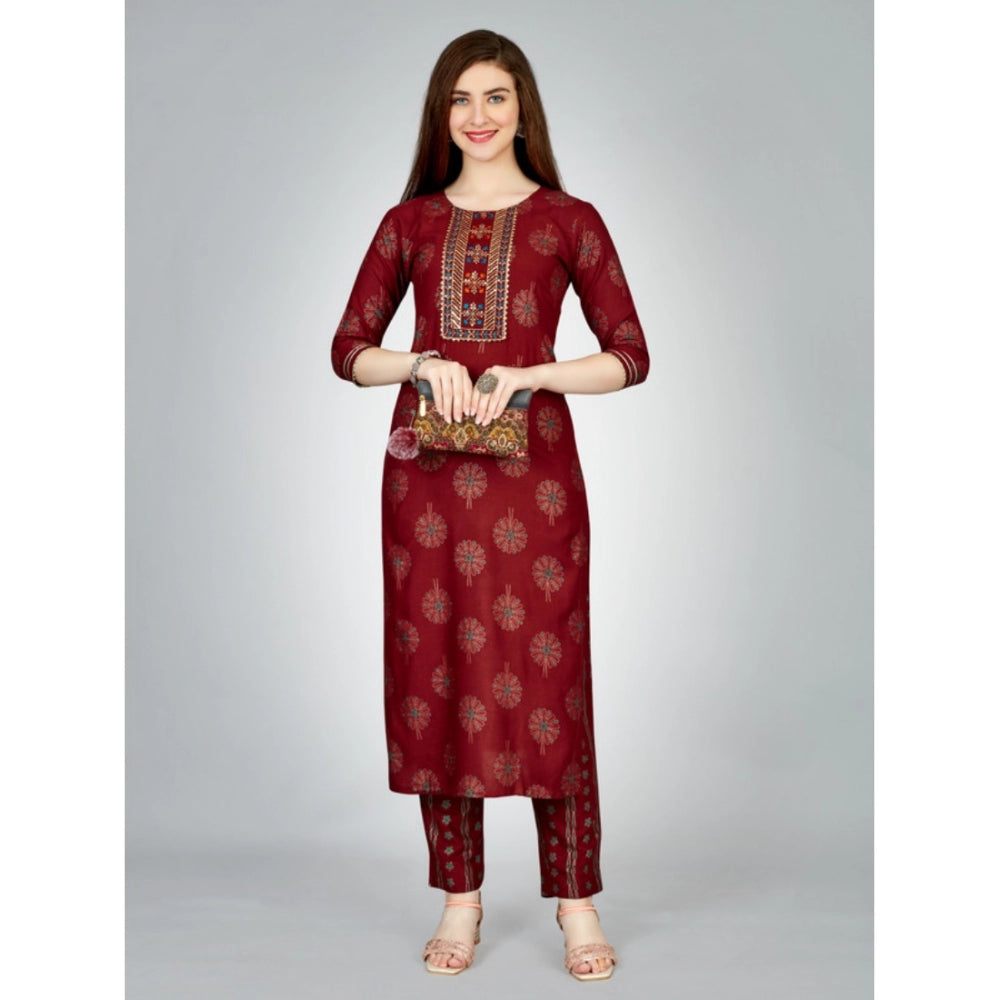 Women's Casual 3-4 th Sleeve Embroidery Rayon Kurti Pant Set (Maroon)