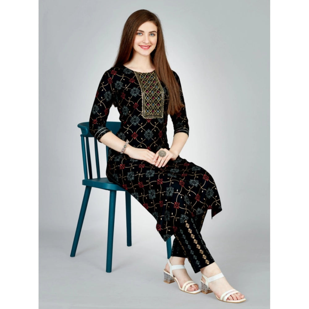 Women's Casual 3-4 th Sleeve Embroidery Rayon Kurti Pant Set (Black)