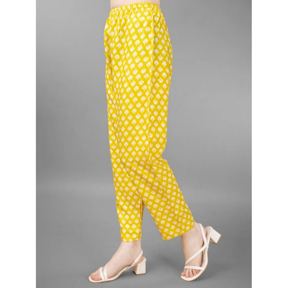 Women's Casual 3-4 th Sleeve Embroidery Rayon Kurti Pant Dupatta Set (Yellow)