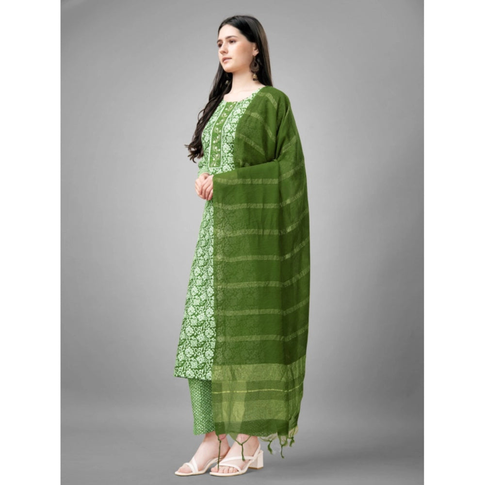 Women's Casual 3-4 th Sleeve Embroidery Rayon Kurti Pant Dupatta Set (Green)