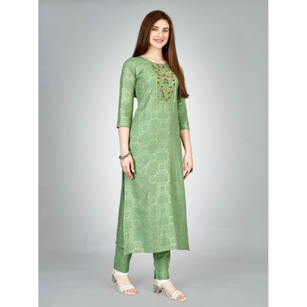 Women's Casual 3-4 th Sleeve Embroidery Rayon Kurti Pant Set (Light Green)