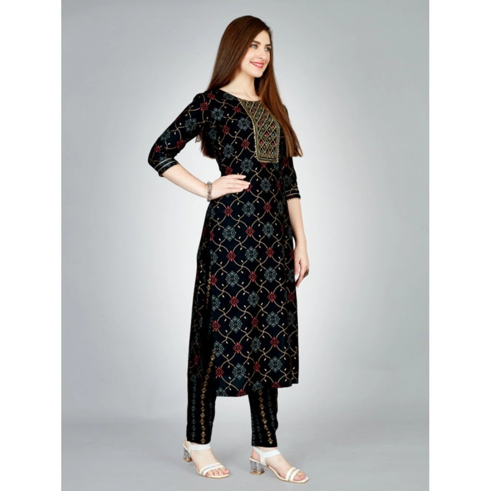 Women's Casual 3-4 th Sleeve Embroidery Rayon Kurti Pant Set (Black)