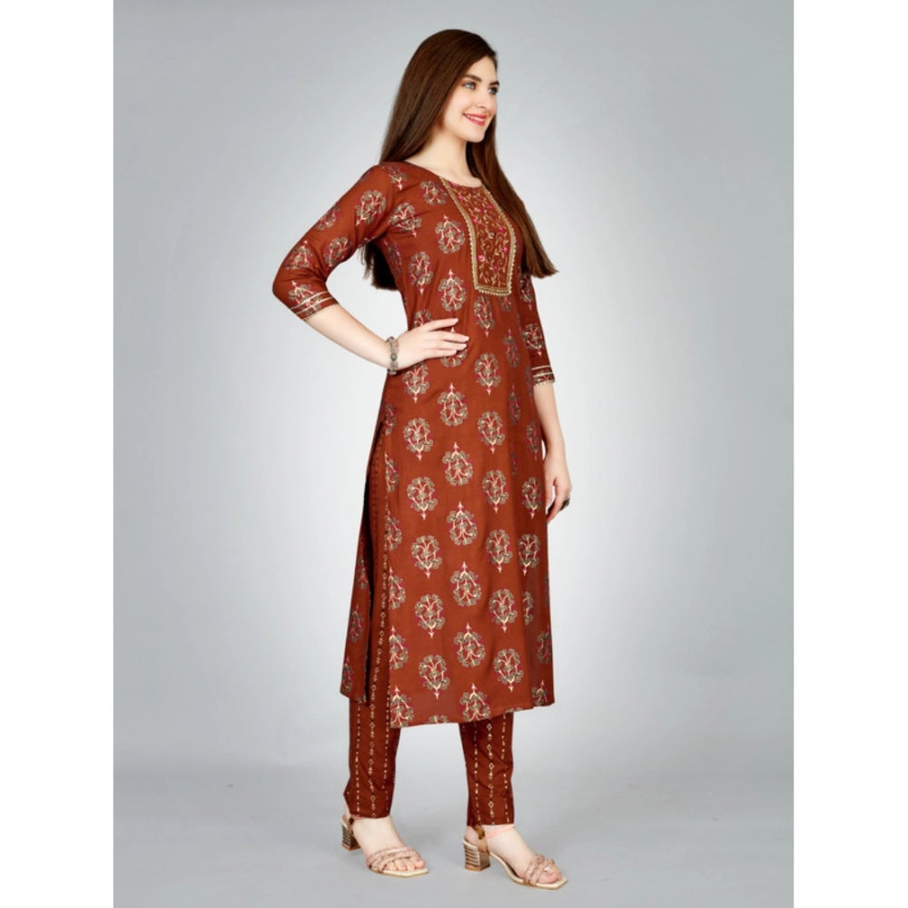 Women's Casual 3-4 th Sleeve Embroidery Rayon Kurti Pant Set (Brown)